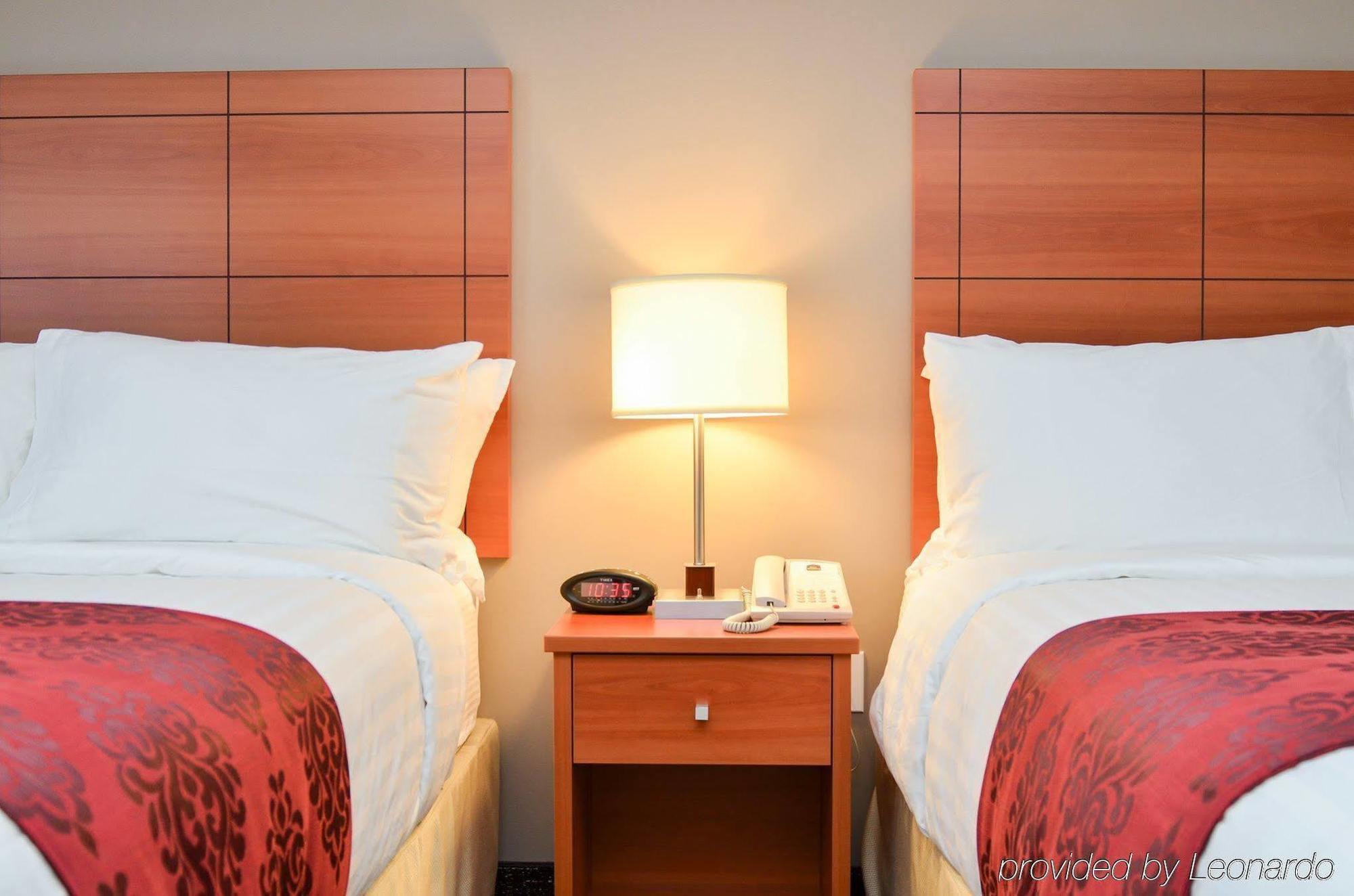 Best Western Thompson Exterior foto